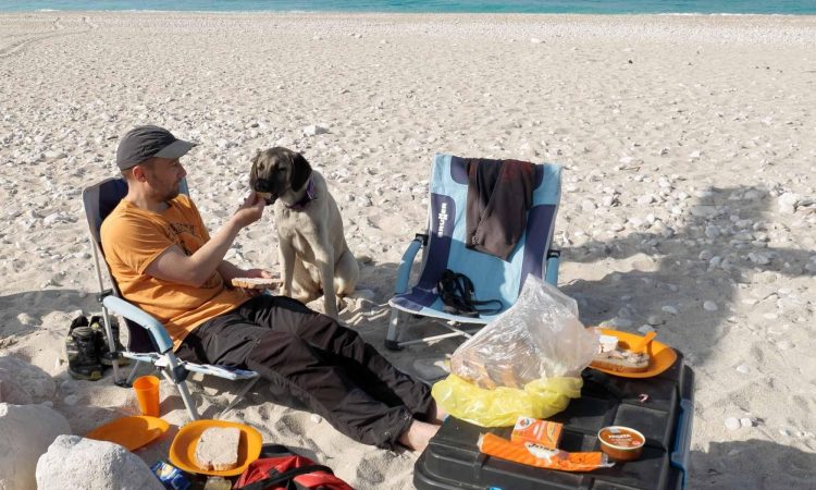 Zajtrk, uzitek Obale june Albanije