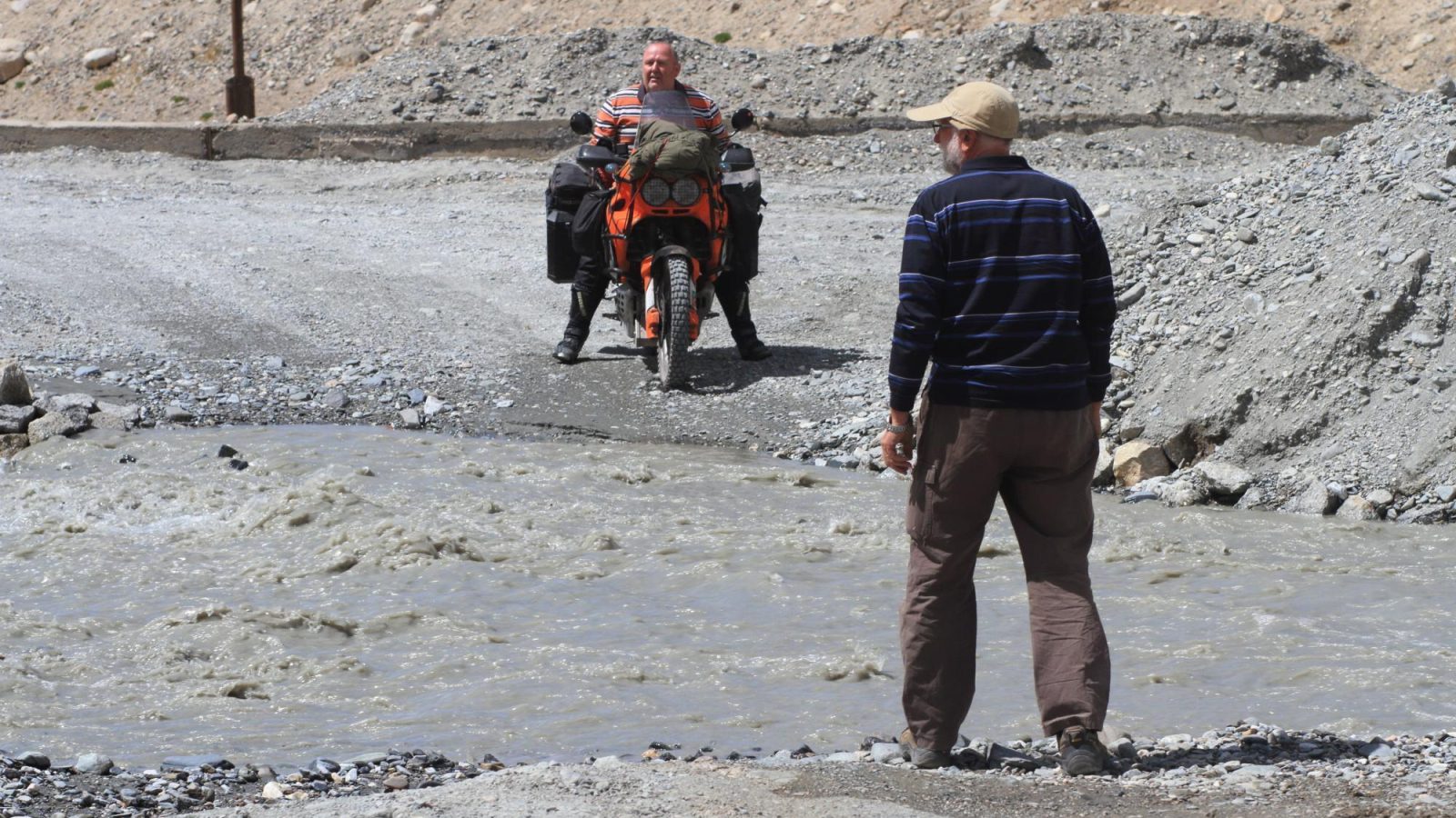 Pomoc Damijana avstrijskemu motoristu