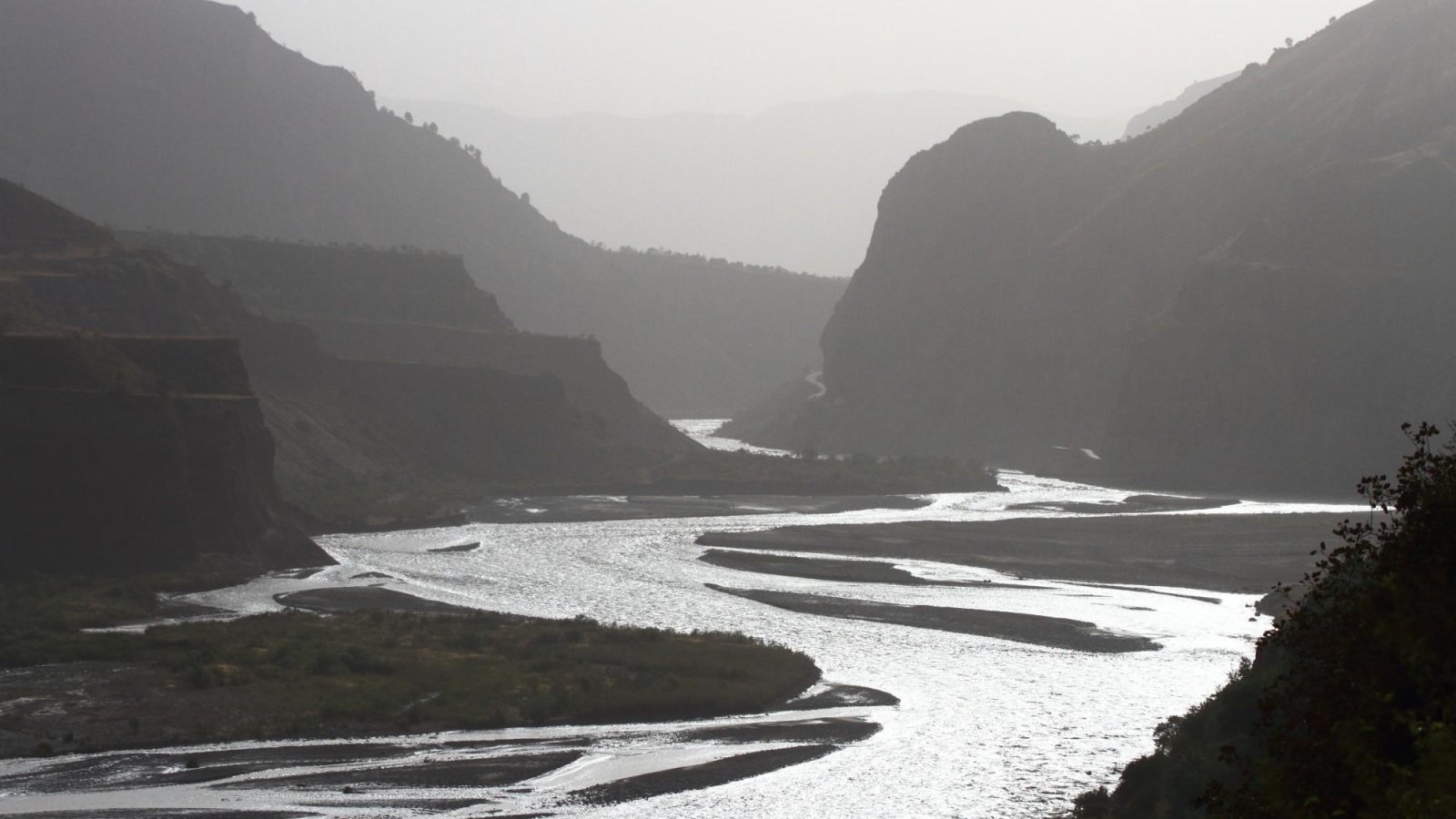 AP_EURASIA_2018_3977