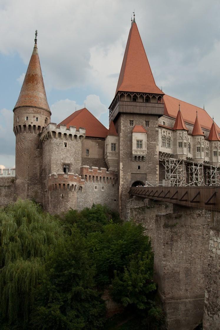 Prelep grad v Hunedoari, Romunija